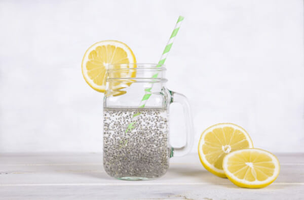 Вода з насінням чіа та лимонним соком - яка від неї користь?