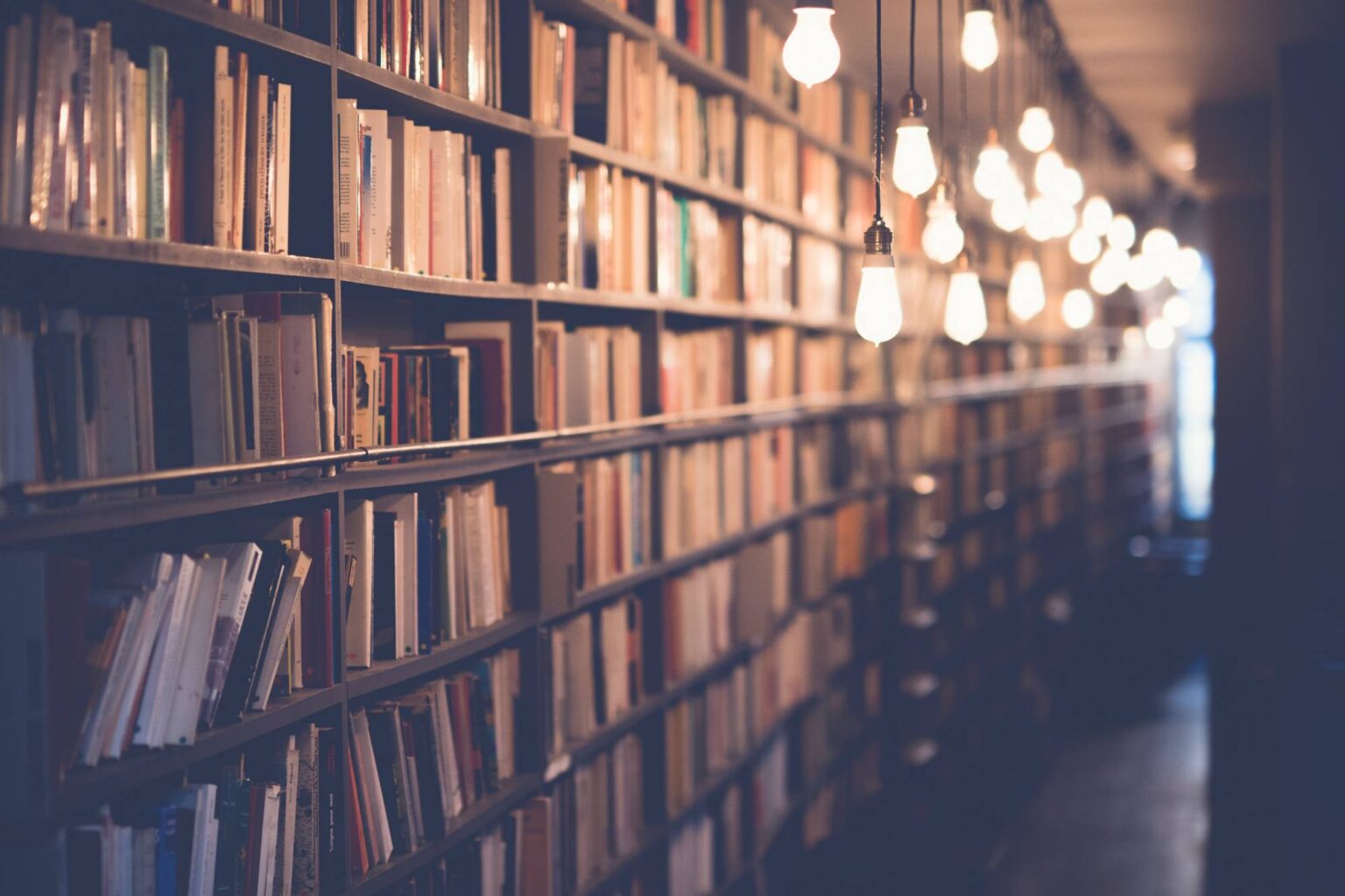 Книги, які лікують – кілька слів про бібліотерапію