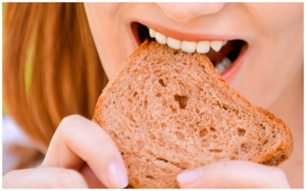 Чи можна вживати хліб на дієті?